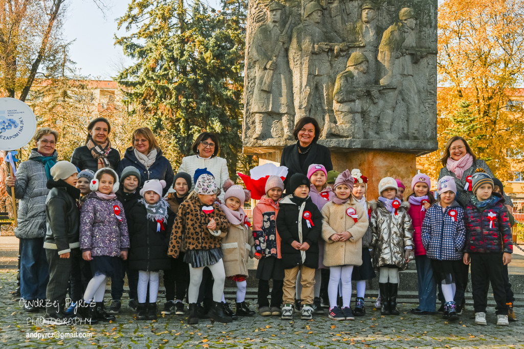 Szkoła do hymnu 2025