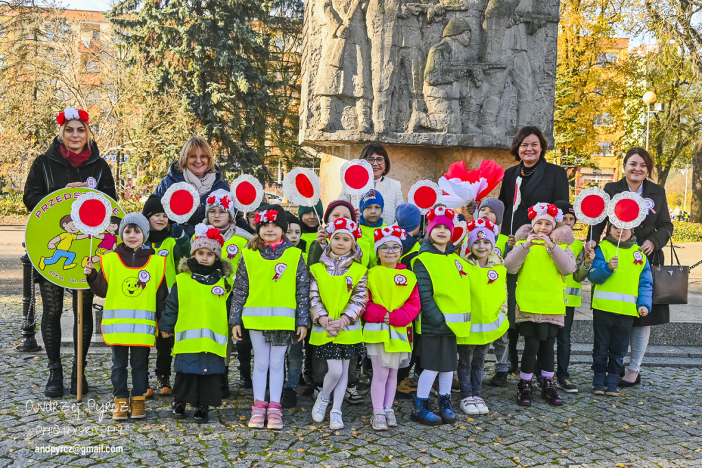 Szkoła do hymnu 2025