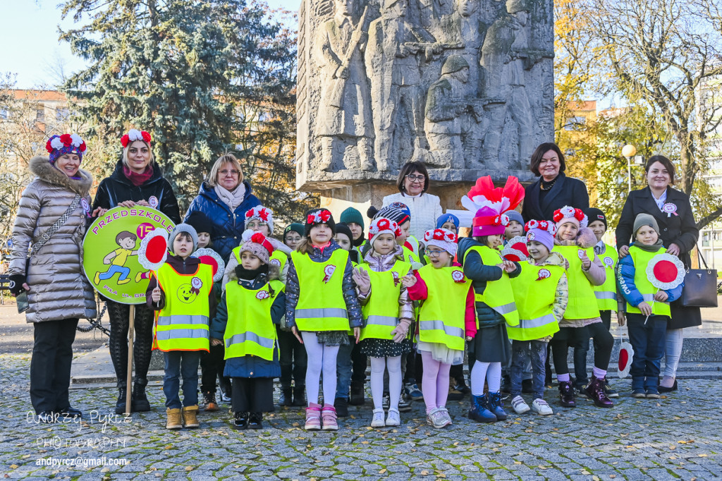 Szkoła do hymnu 2025