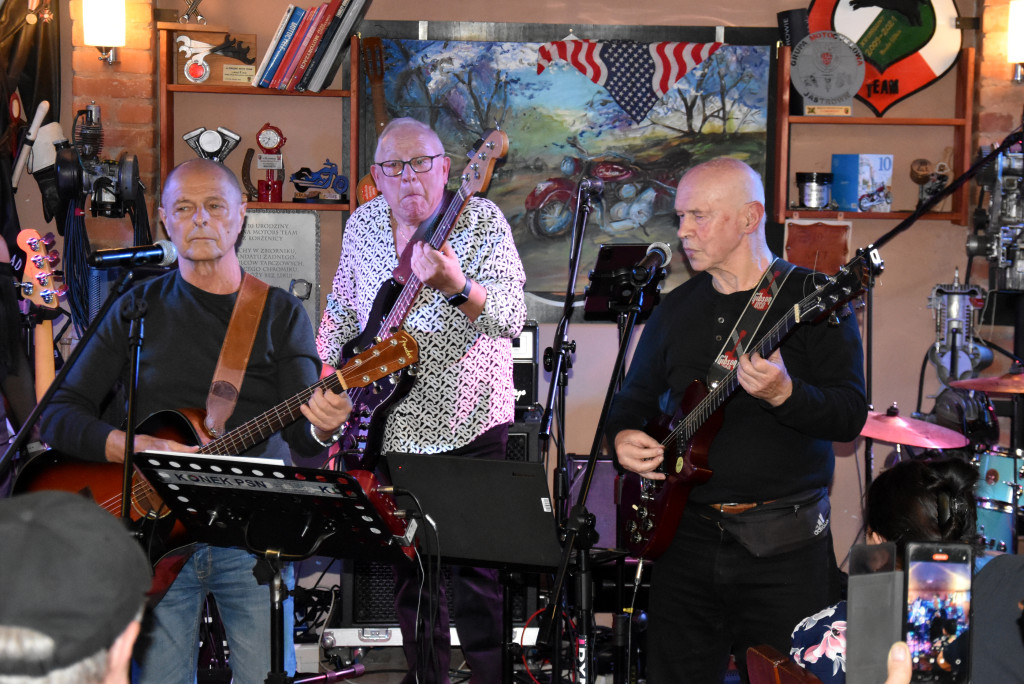 Zaduszkowe Blues Session w Łobżenicy