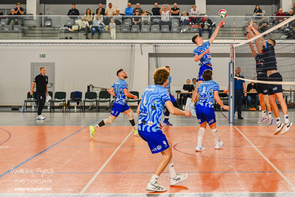 Joker Piła vs SUS Travel Elephant Trzebiatów