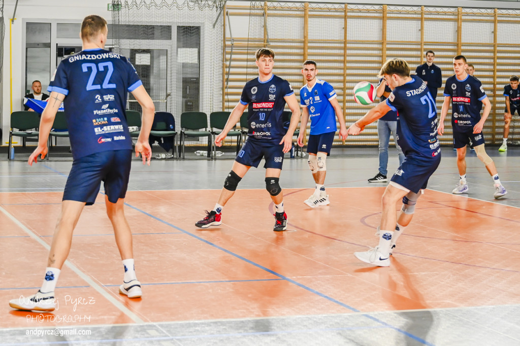 Joker Piła vs SUS Travel Elephant Trzebiatów