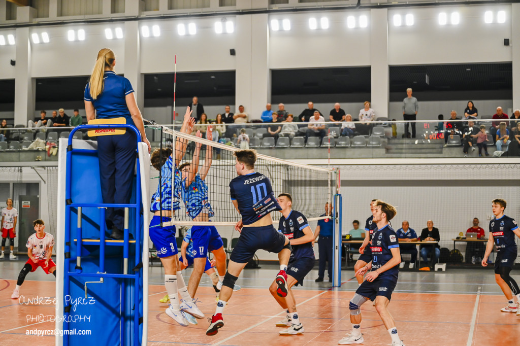 Joker Piła vs SUS Travel Elephant Trzebiatów