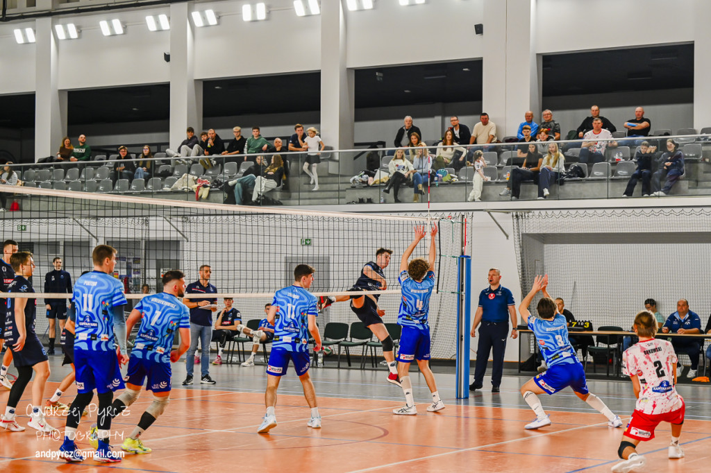 Joker Piła vs SUS Travel Elephant Trzebiatów