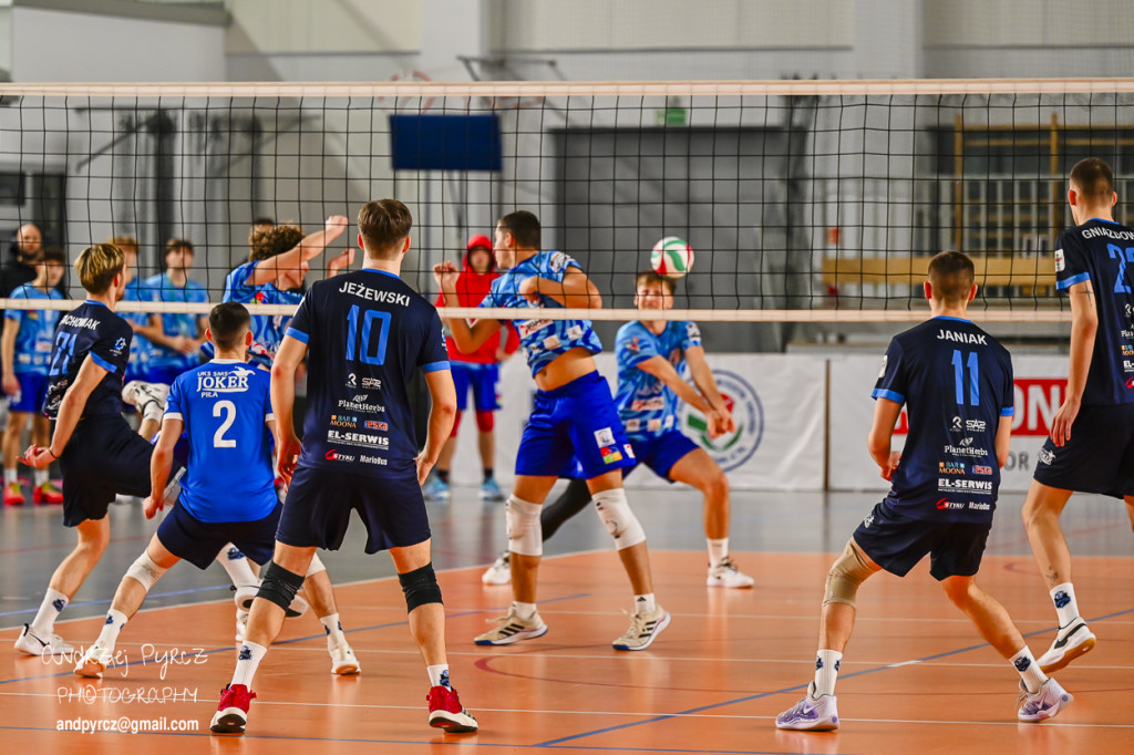 Joker Piła vs SUS Travel Elephant Trzebiatów