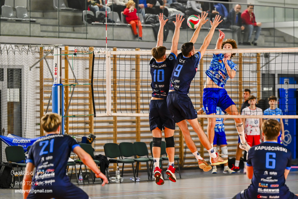 Joker Piła vs SUS Travel Elephant Trzebiatów