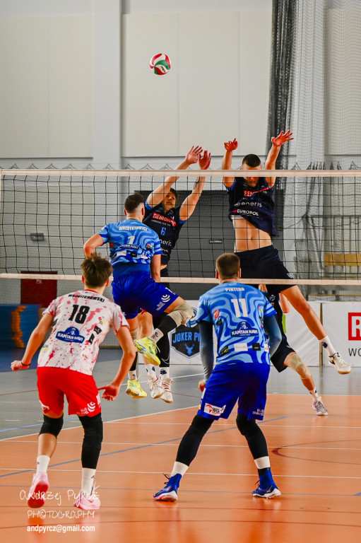 Joker Piła vs SUS Travel Elephant Trzebiatów