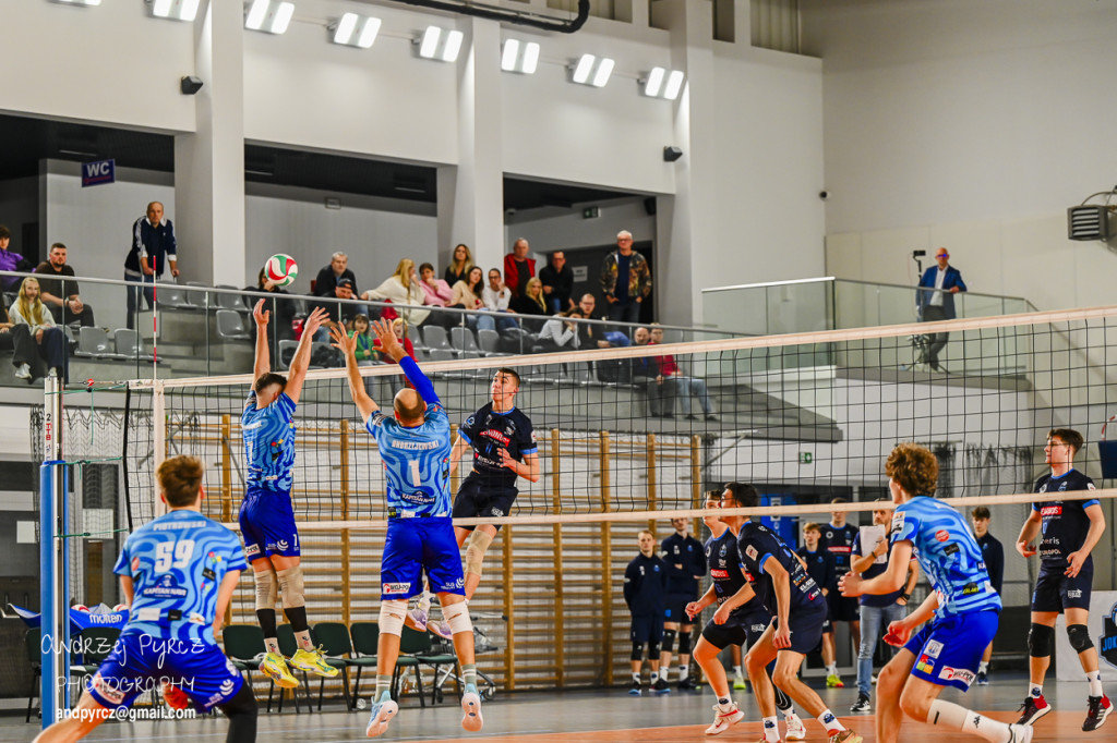 Joker Piła vs SUS Travel Elephant Trzebiatów