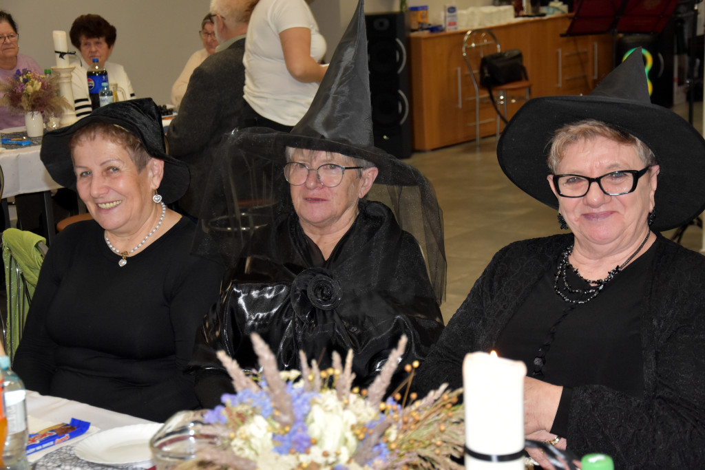 Do Stróżewic przyleciały czarownice