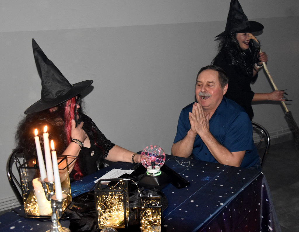 Do Stróżewic przyleciały czarownice