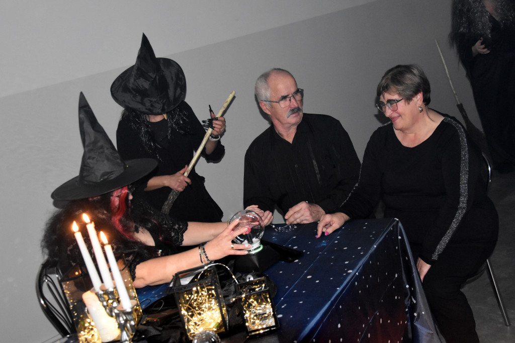 Do Stróżewic przyleciały czarownice