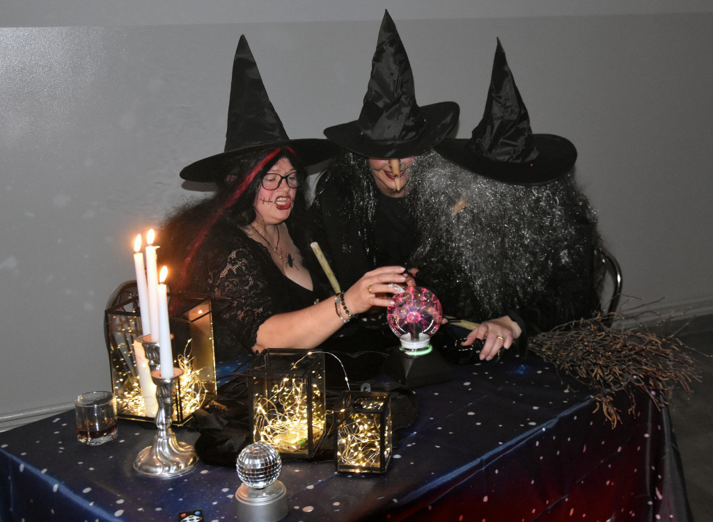 Do Stróżewic przyleciały czarownice