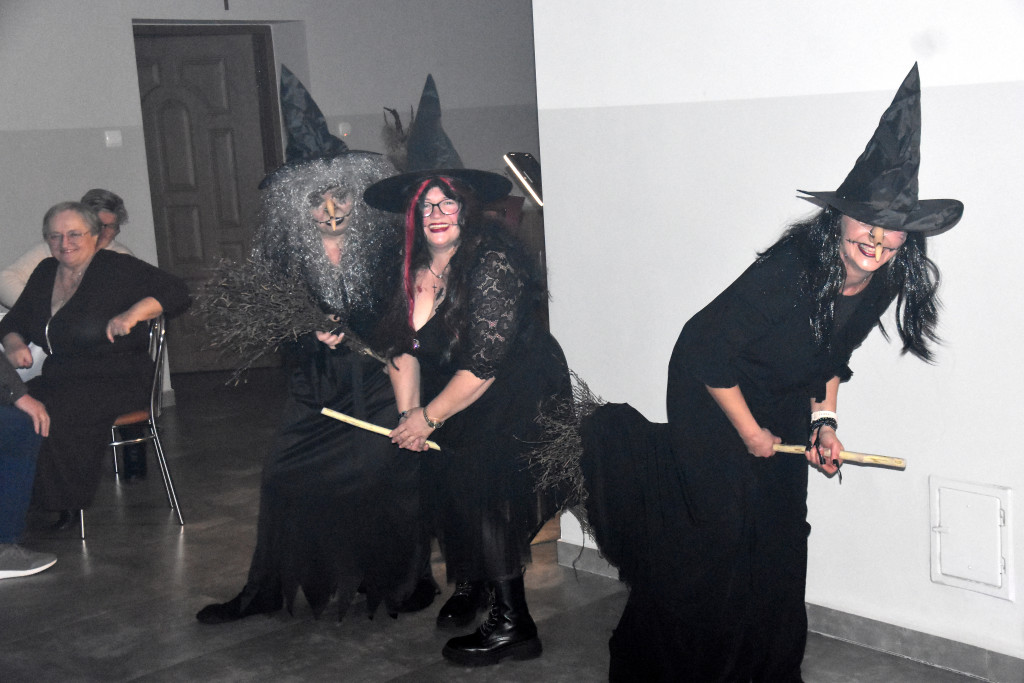 Do Stróżewic przyleciały czarownice