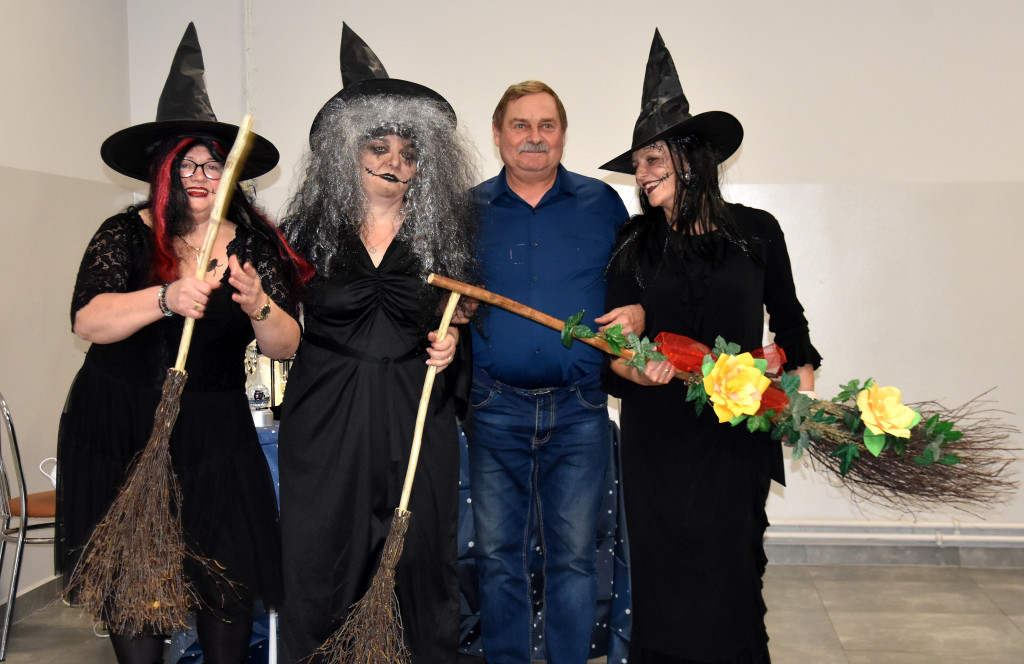 Do Stróżewic przyleciały czarownice