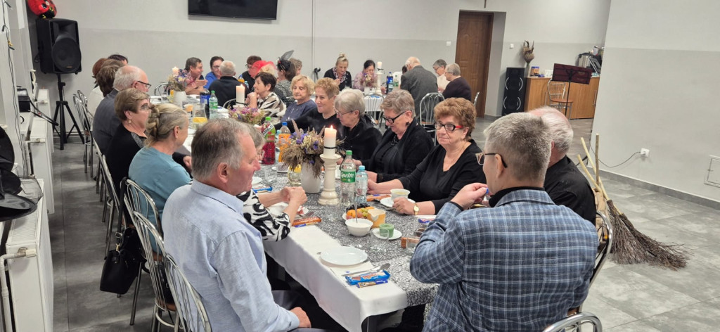 Do Stróżewic przyleciały czarownice