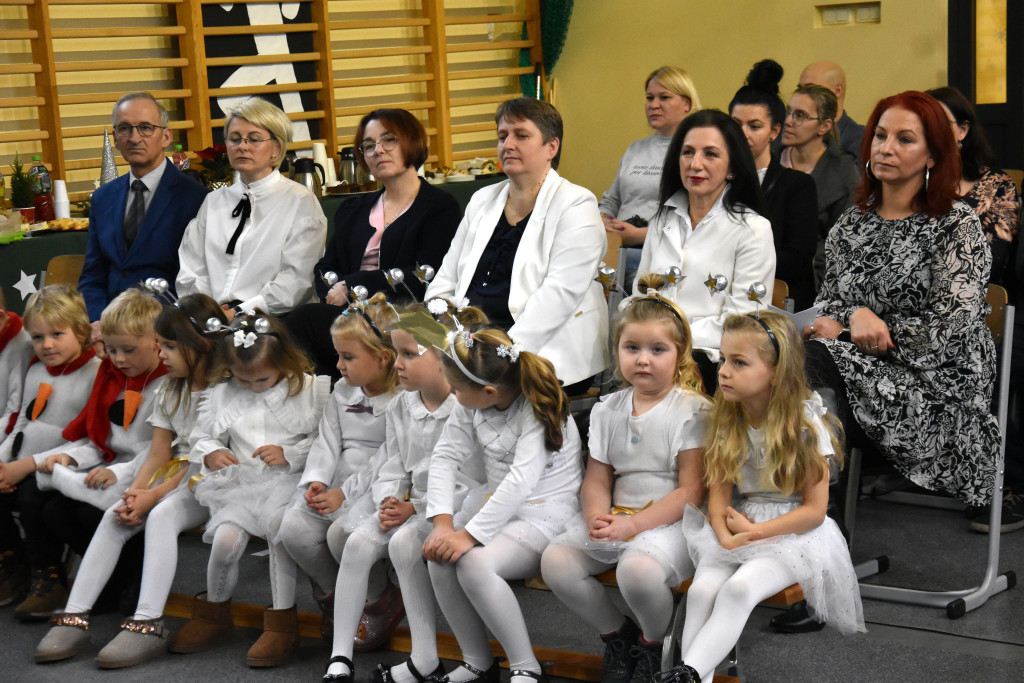Gwiazdkowa podróż do świąt w SP w Strzelcach