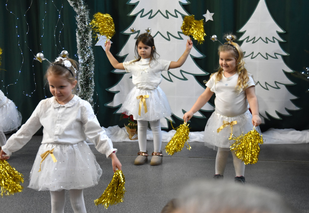 Gwiazdkowa podróż do świąt w SP w Strzelcach