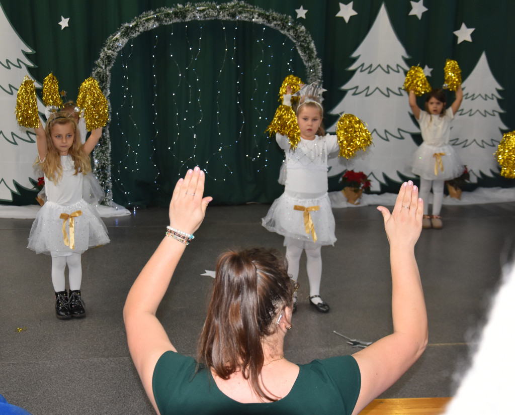 Gwiazdkowa podróż do świąt w SP w Strzelcach