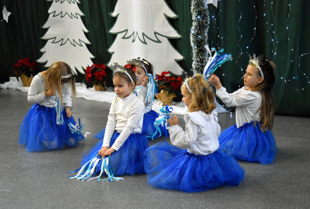 Gwiazdkowa podróż do świąt w SP w Strzelcach