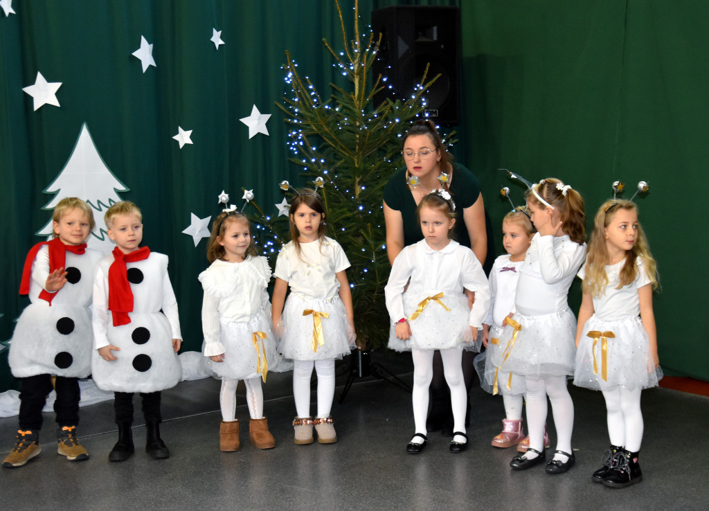 Gwiazdkowa podróż do świąt w SP w Strzelcach