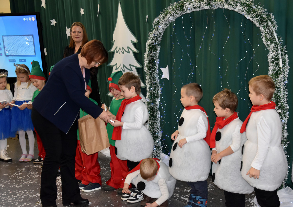Gwiazdkowa podróż do świąt w SP w Strzelcach