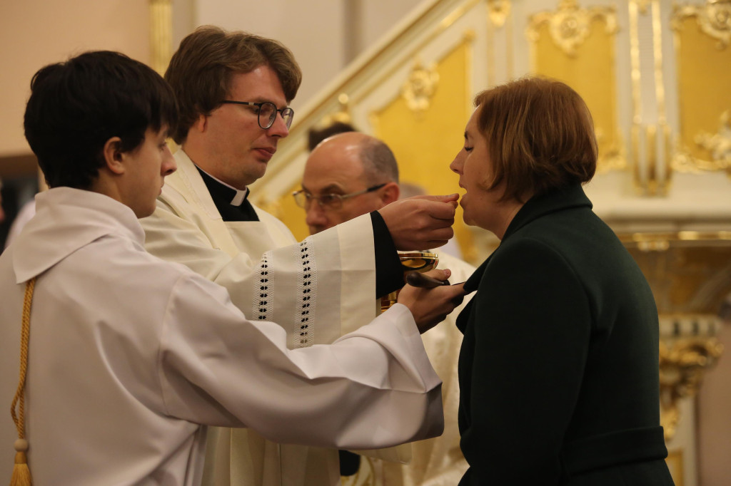 Wyniesienie kościoła w Ujściu do rangi sanktuarium