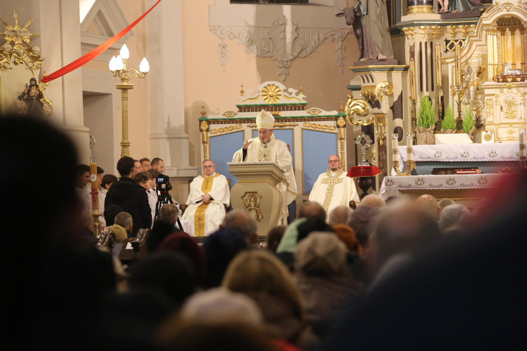 Wyniesienie kościoła w Ujściu do rangi sanktuarium
