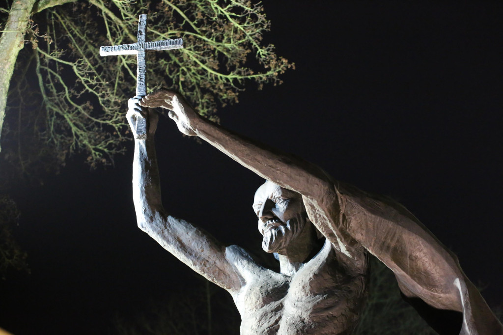 Wyniesienie kościoła w Ujściu do rangi sanktuarium