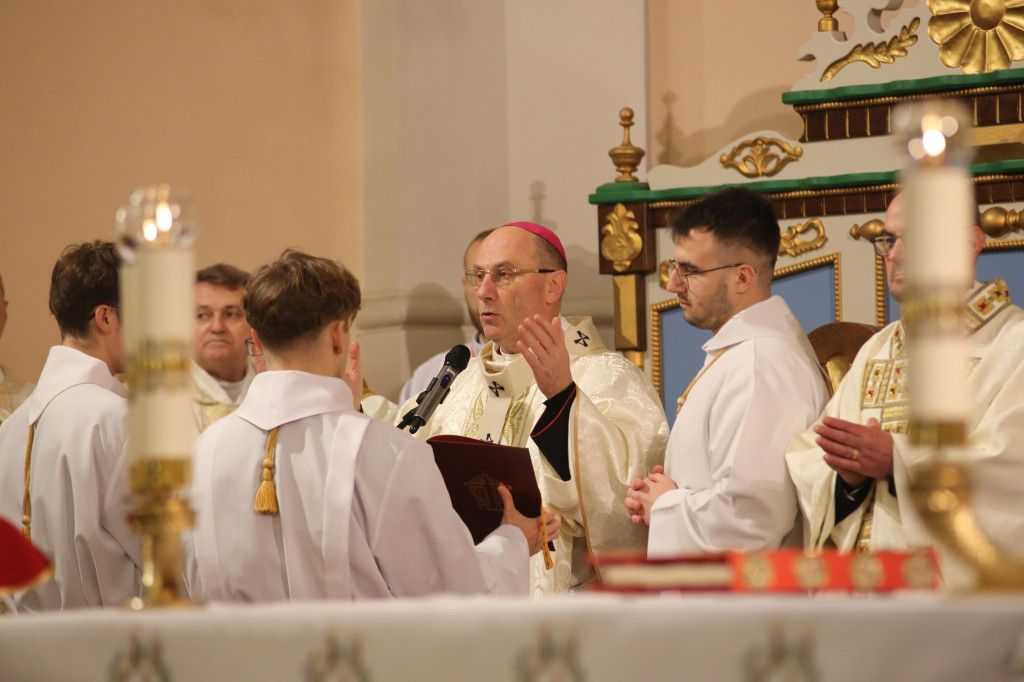 Wyniesienie kościoła w Ujściu do rangi sanktuarium