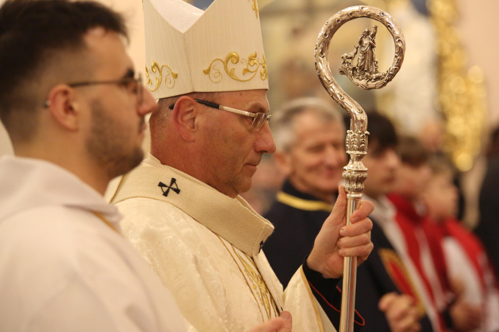 Wyniesienie kościoła w Ujściu do rangi sanktuarium