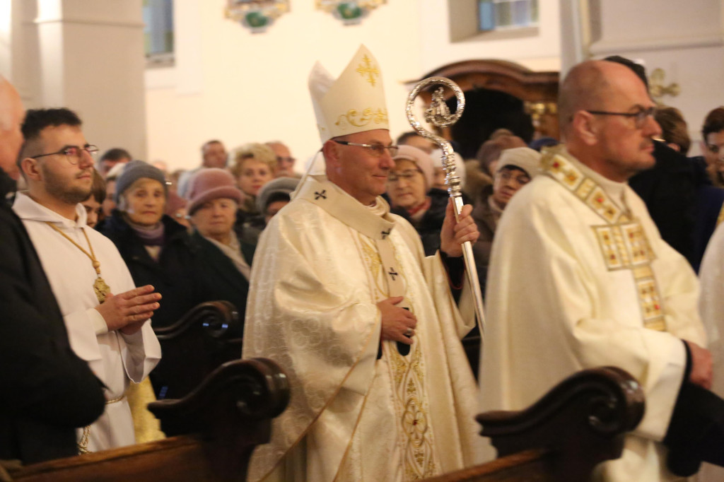 Wyniesienie kościoła w Ujściu do rangi sanktuarium