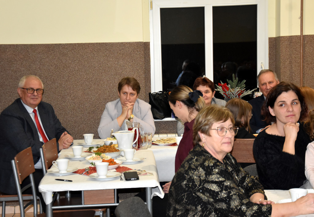 Wigilia sąsiedzka Stowarzyszenia Motyl w Podaninie