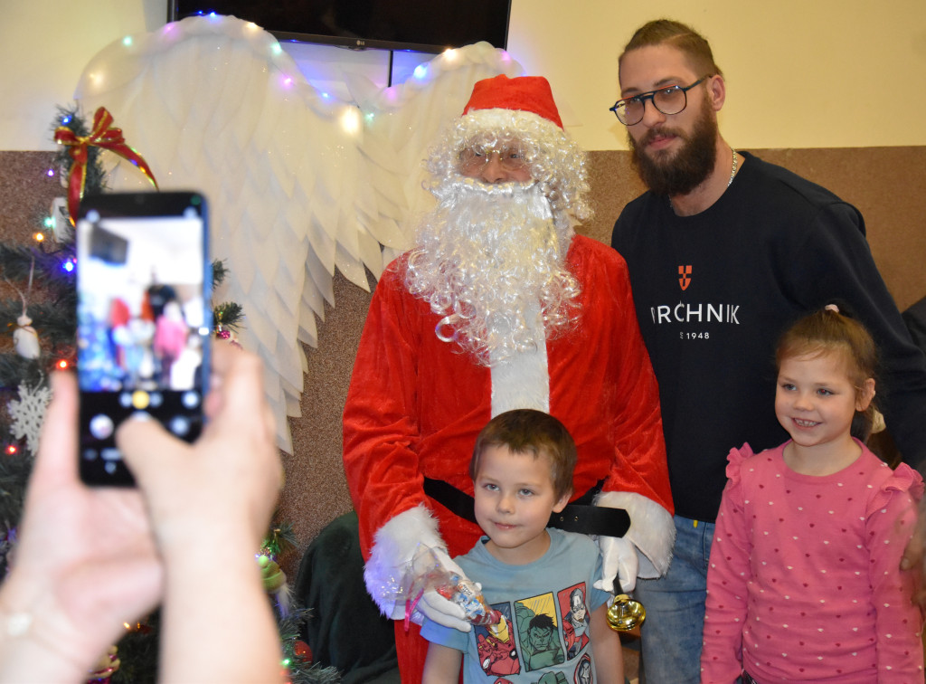 Wigilia sąsiedzka Stowarzyszenia Motyl w Podaninie