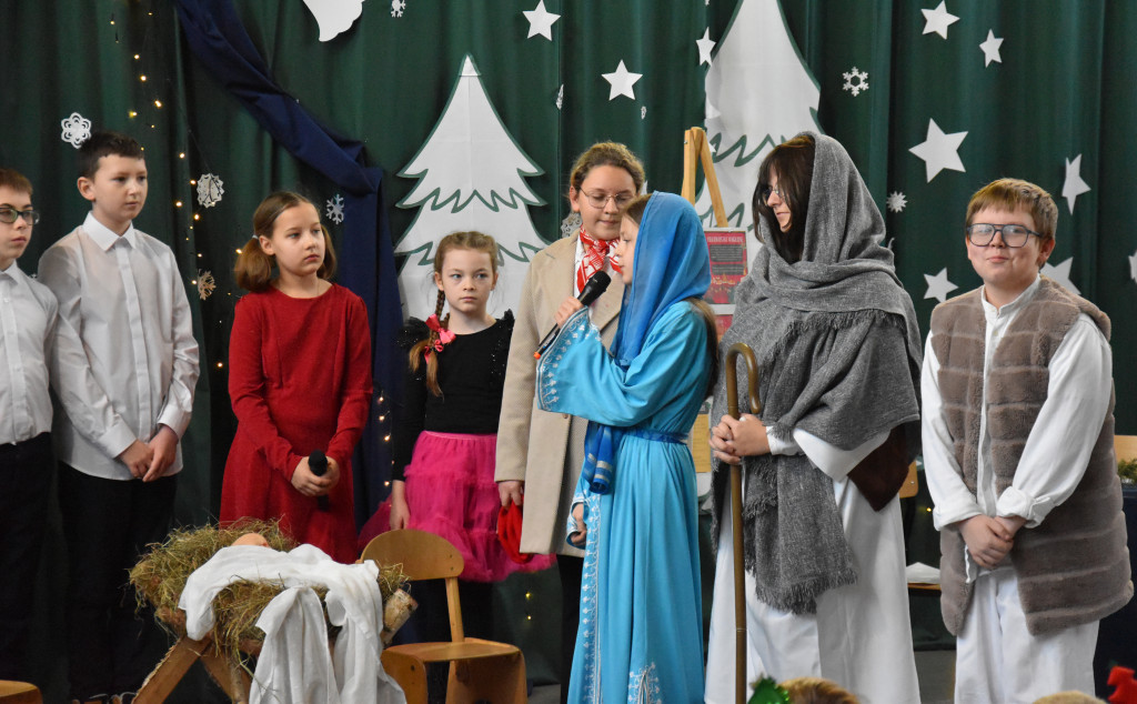 Jasełka w SP w Strzelcach