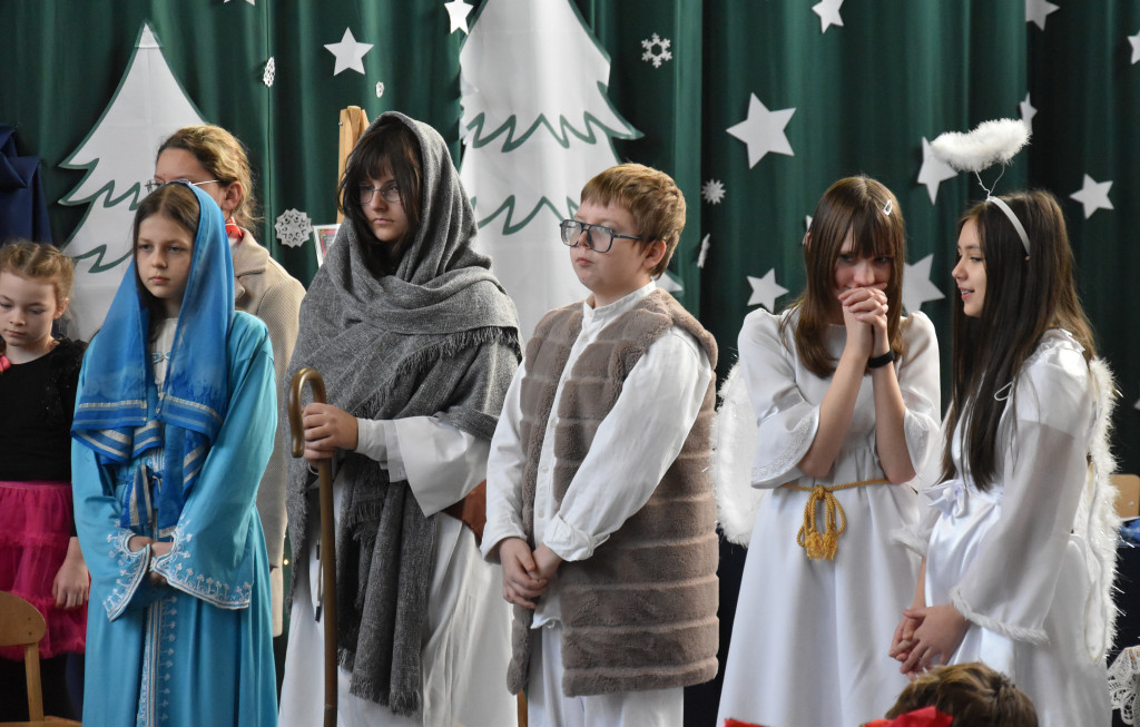 Jasełka w SP w Strzelcach