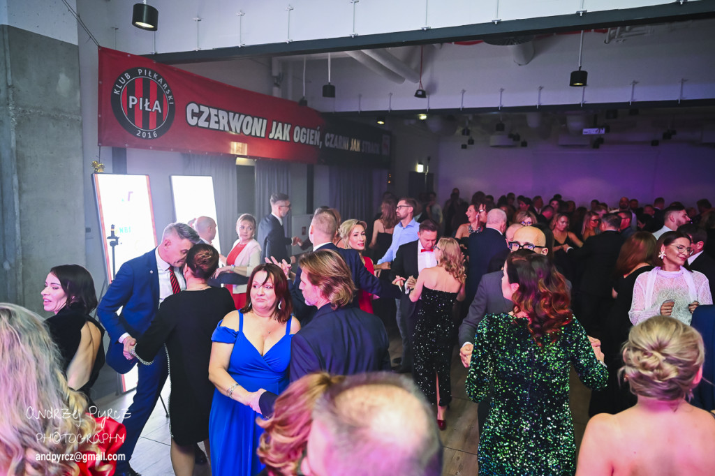 Bal Przyjaciół  KP Piła - cz. 2