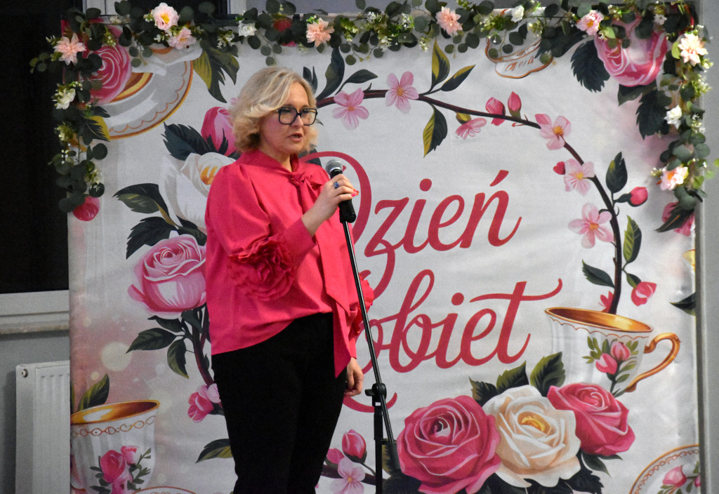 Dzień Kobiet w Zacharzynie