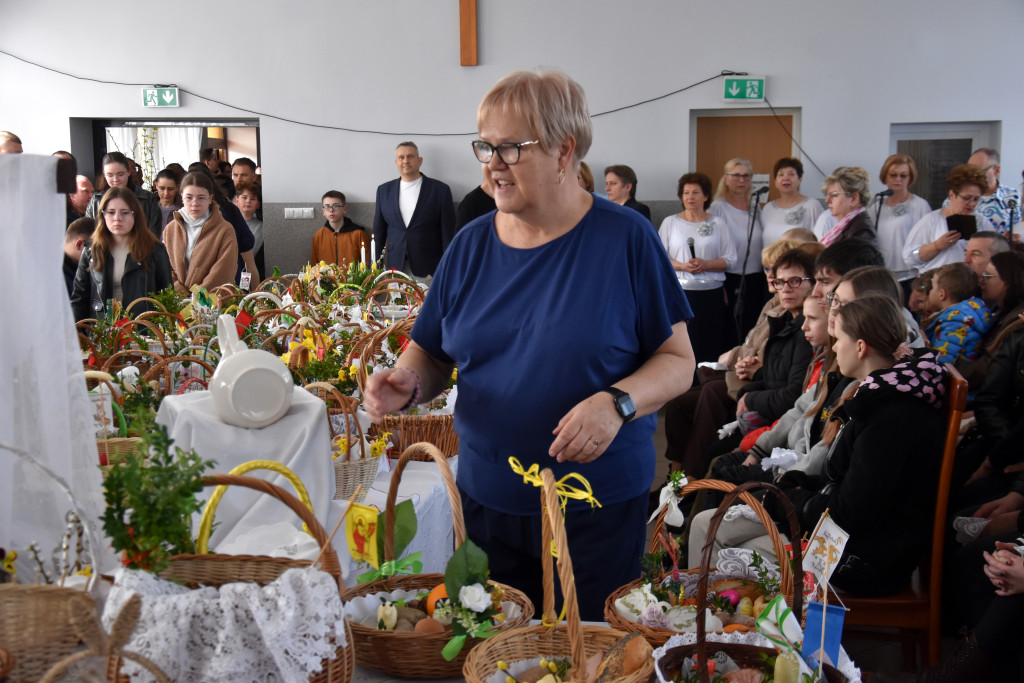 Święconka w podchodzieskich Ratajach