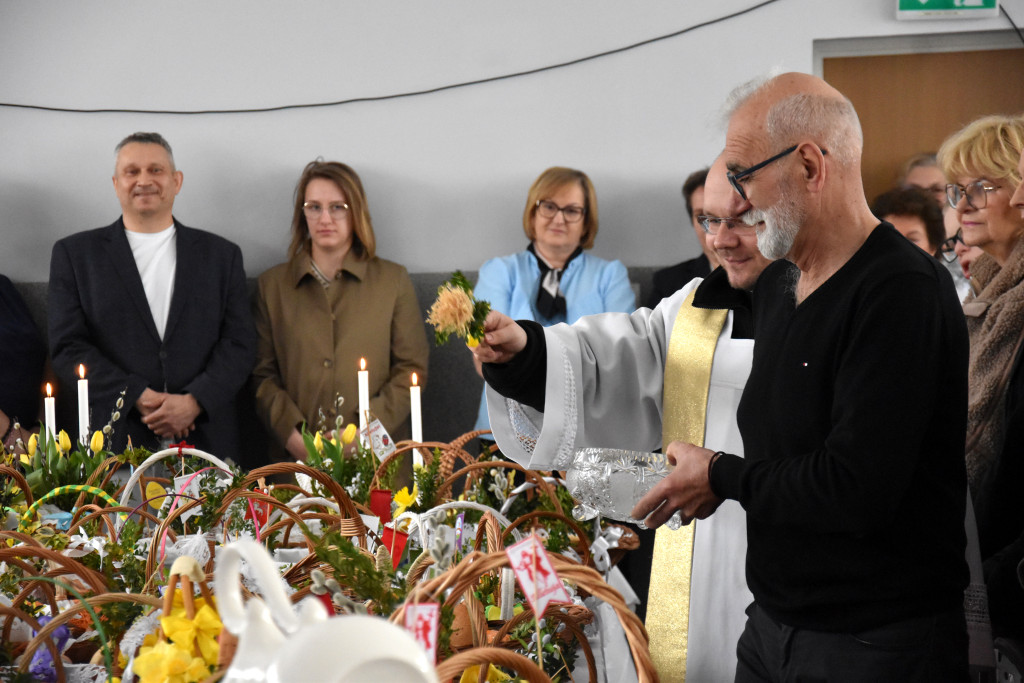 Święconka w podchodzieskich Ratajach