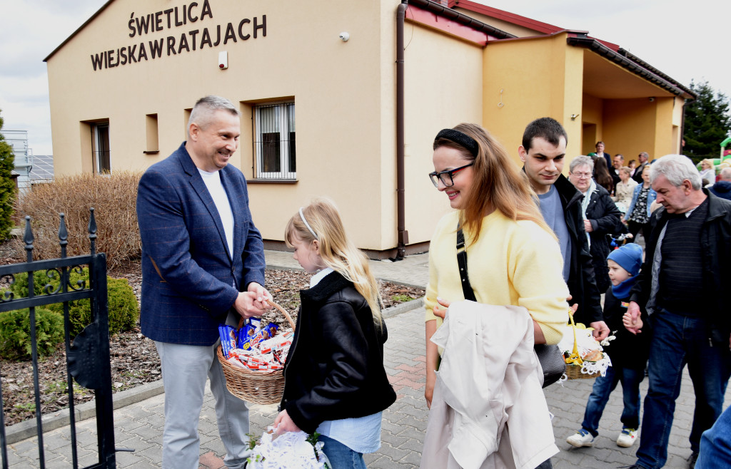 Święconka w podchodzieskich Ratajach