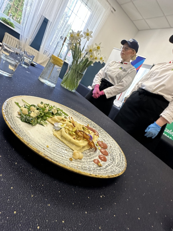 Mleczna Wiosna w Brzostowie