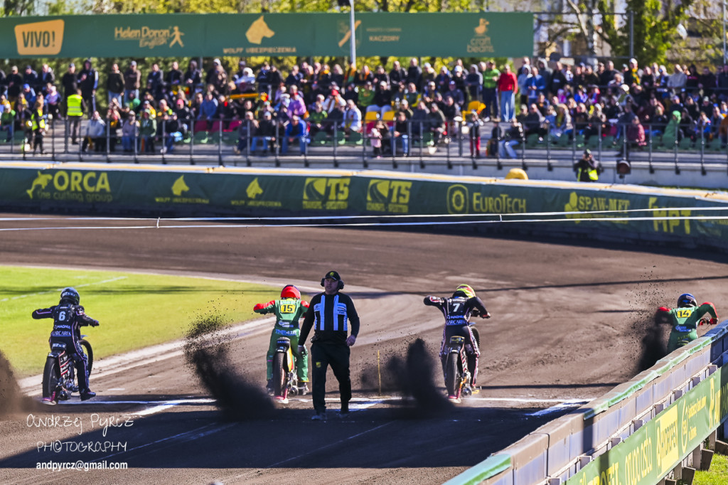 Mecz Polonia Piła - Moonfin Magnus Ostrów Wielkopolski