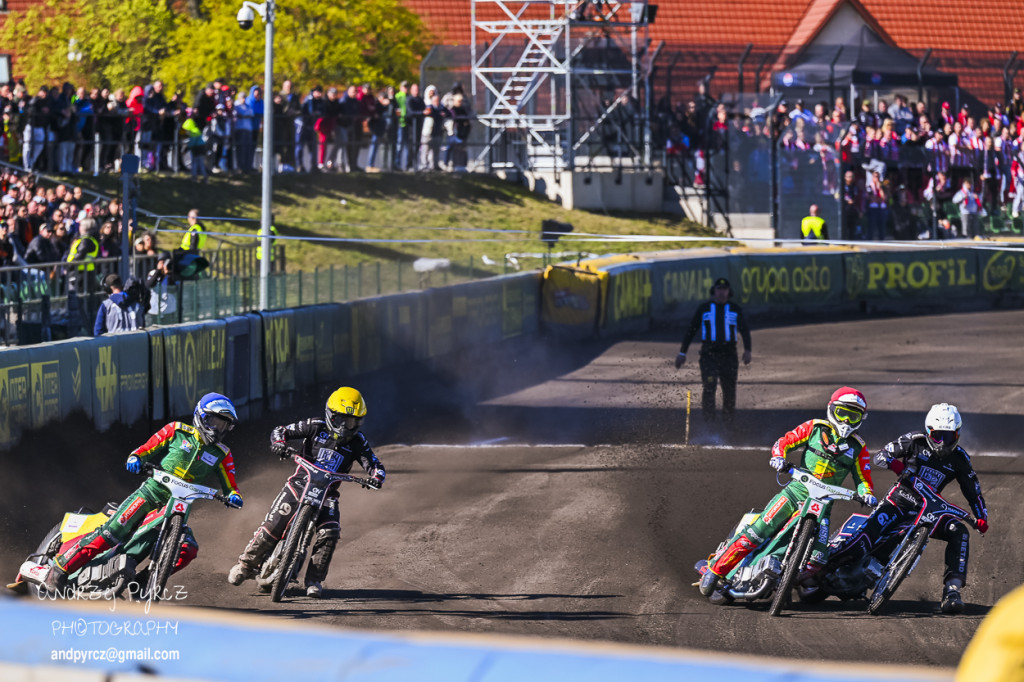 Mecz Polonia Piła - Moonfin Magnus Ostrów Wielkopolski