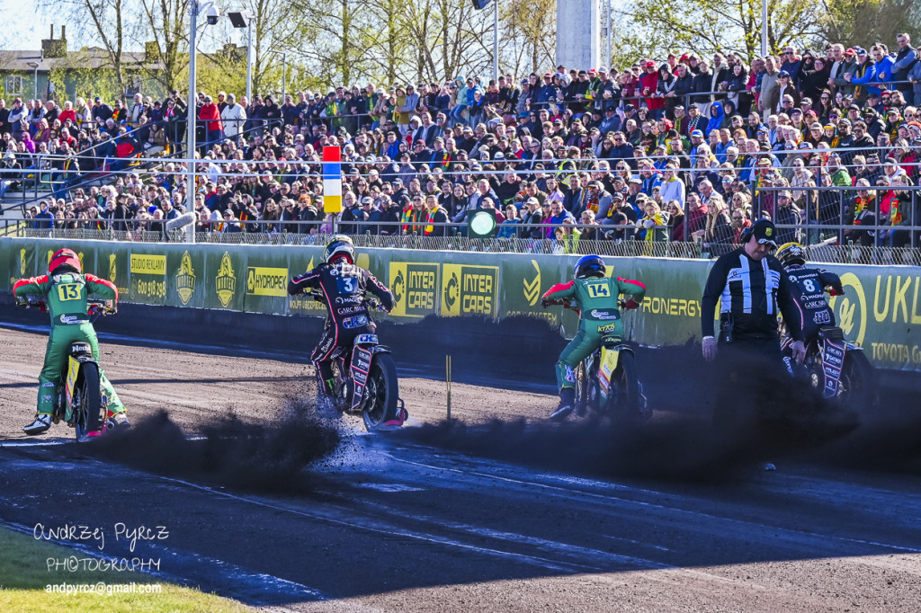 Mecz Polonia Piła - Moonfin Magnus Ostrów Wielkopolski