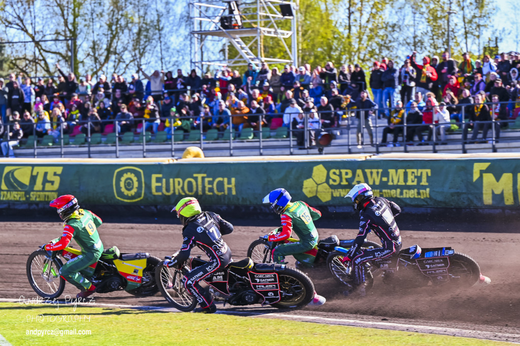 Mecz Polonia Piła - Moonfin Magnus Ostrów Wielkopolski