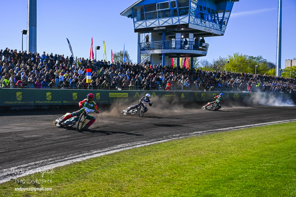 Mecz Polonia Piła - Moonfin Magnus Ostrów Wielkopolski