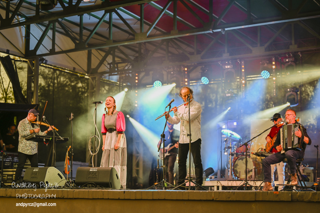 Majówka na Wyspie: Brathanki