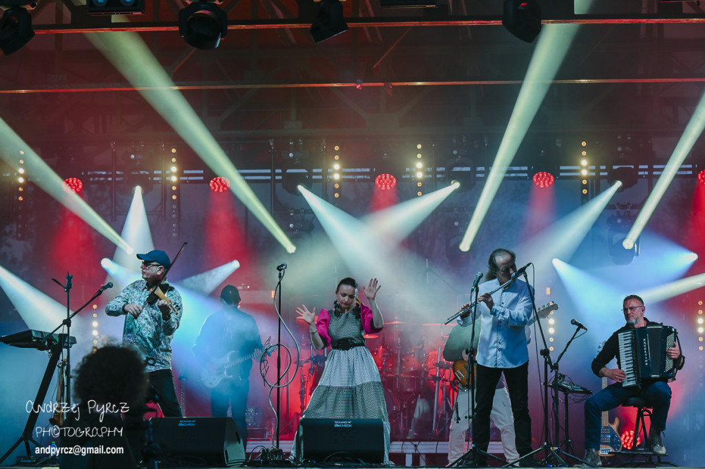 Majówka na Wyspie: Brathanki