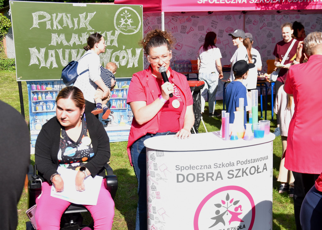 Piknik naukowy w Dobrej Szkole w Ratajach