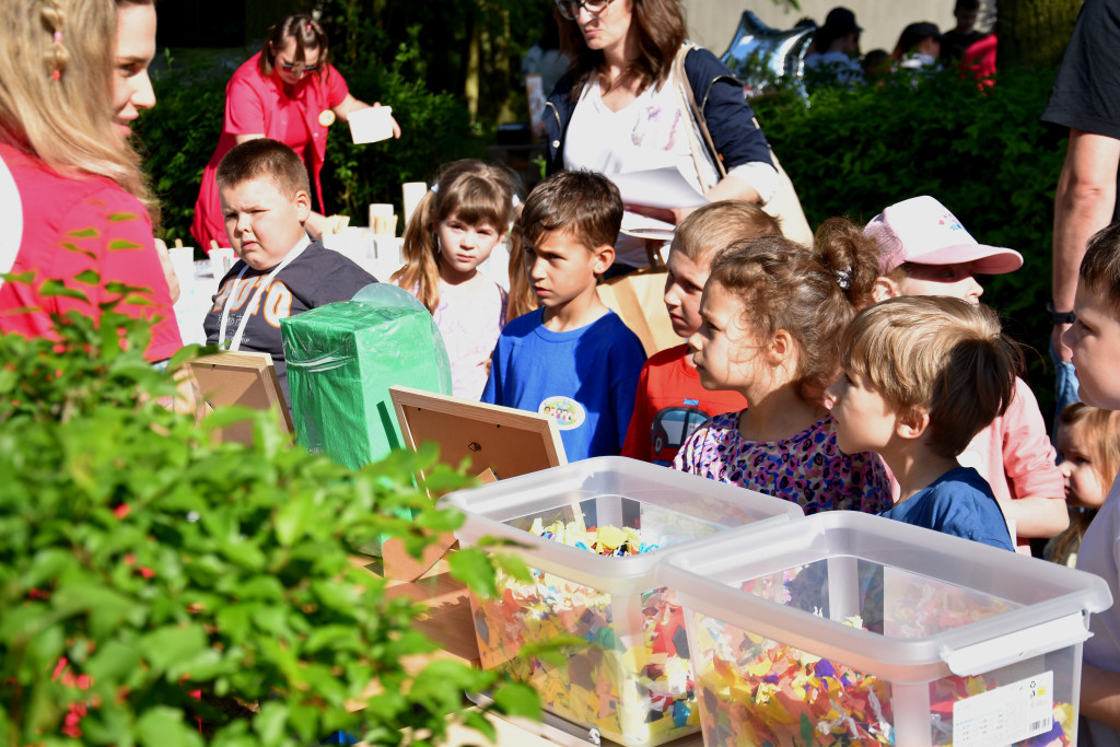 Piknik naukowy w Dobrej Szkole w Ratajach